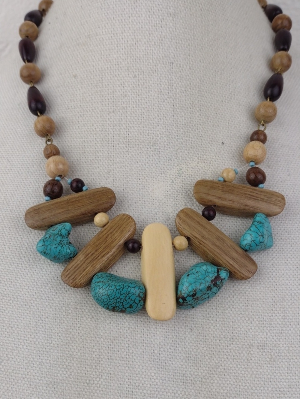 🌻3 For$15 Handcrafted Turquoise & Wood Statement Necklace - Natural Style